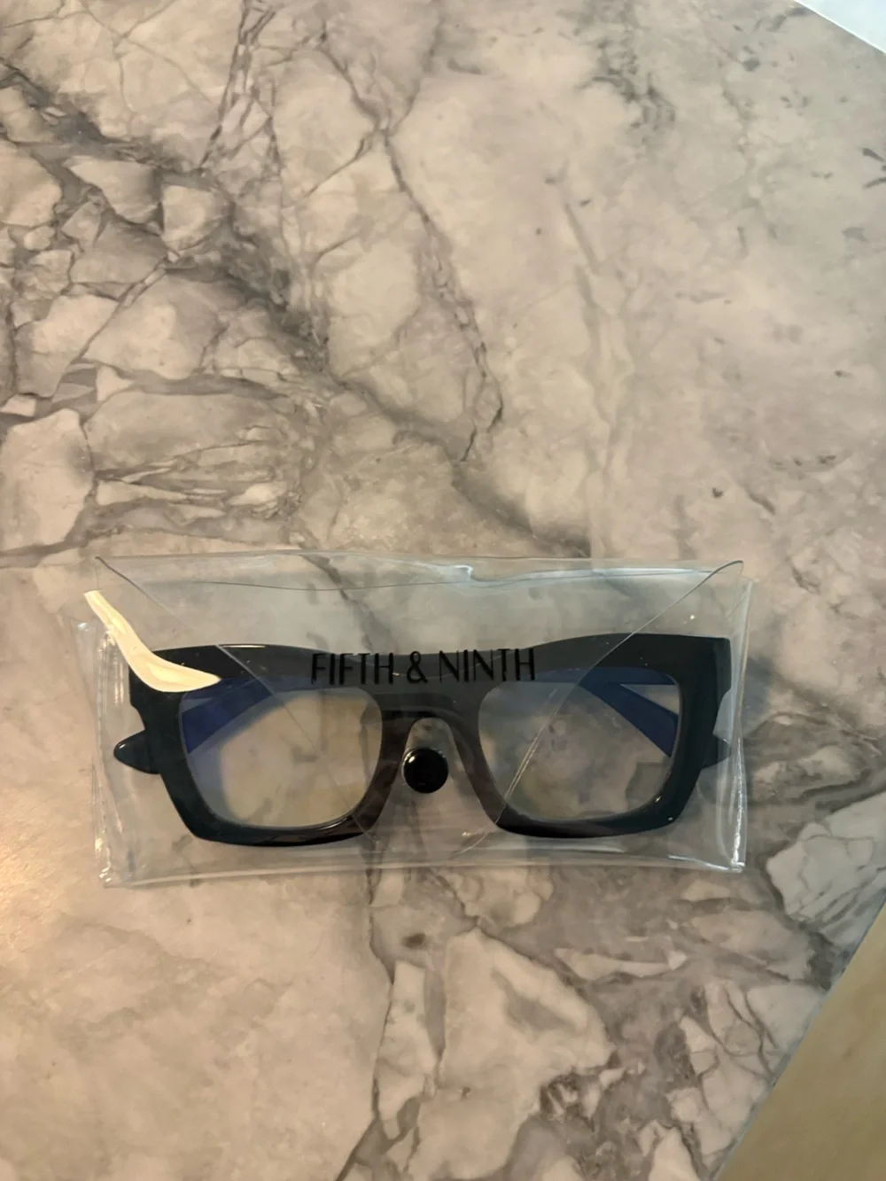 New Fifth & Ninth Women’s Chunky Black Blue Black Reading Glasses